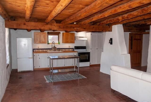 250 Moongate Road, Corrales, NM 87048