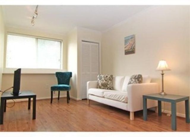 35 Prospect 110, Woburn, MA 01801