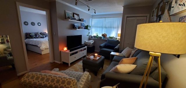 35 Prospect 110, Woburn, MA 01801