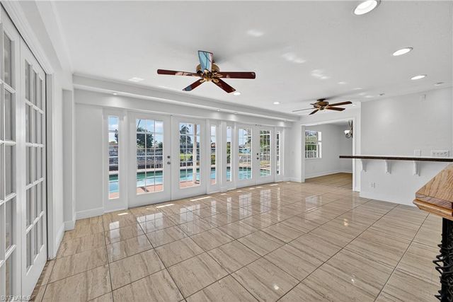 1038 SE 30th ST, Cape Coral, FL 33904