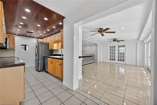 1038 SE 30th ST, Cape Coral, FL 33904