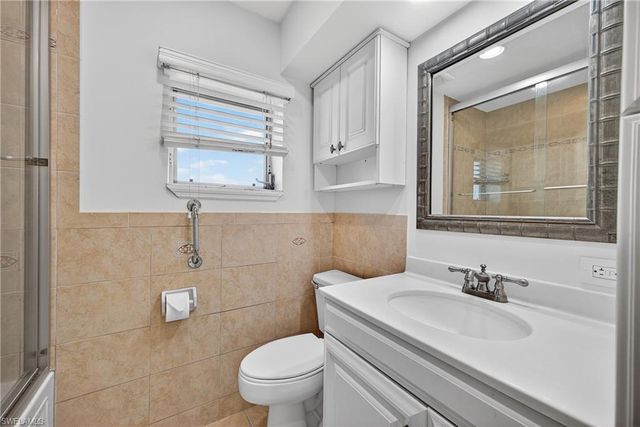 1038 SE 30th ST, Cape Coral, FL 33904