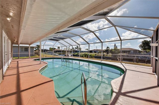 1038 SE 30th ST, Cape Coral, FL 33904