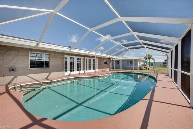 1038 SE 30th ST, Cape Coral, FL 33904