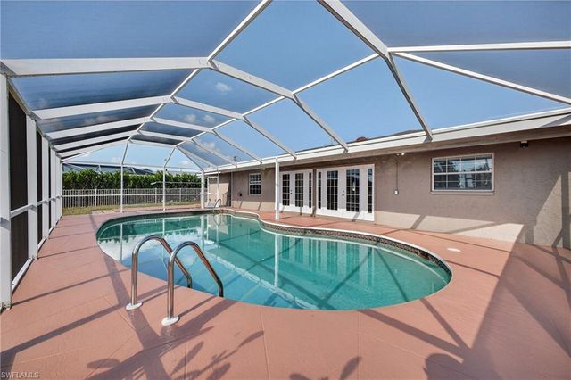 1038 SE 30th ST, Cape Coral, FL 33904