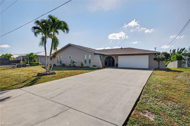 1038 SE 30th ST, Cape Coral, FL 33904