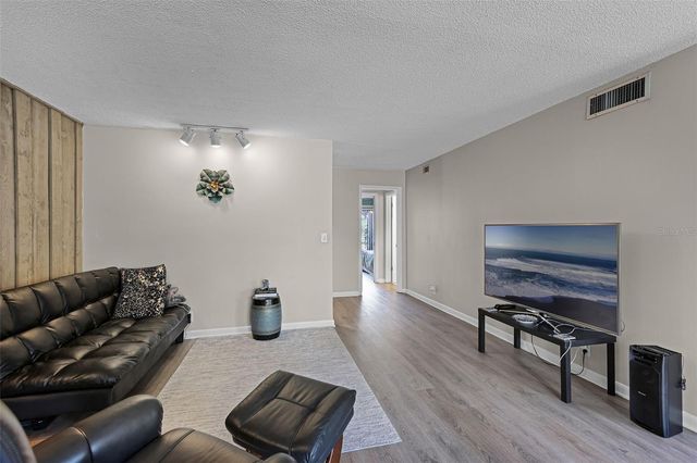 260 CROWN OAKS WAY 102, Longwood, FL 32779