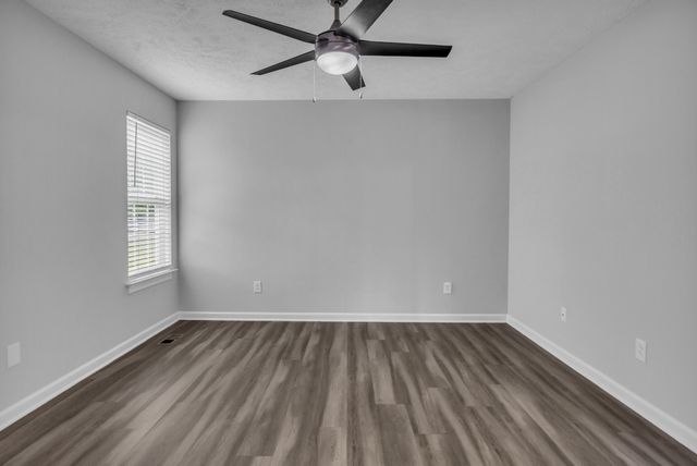 1730 Battleground Dr, Murfreesboro, TN 37129