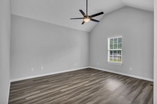 1730 Battleground Dr, Murfreesboro, TN 37129