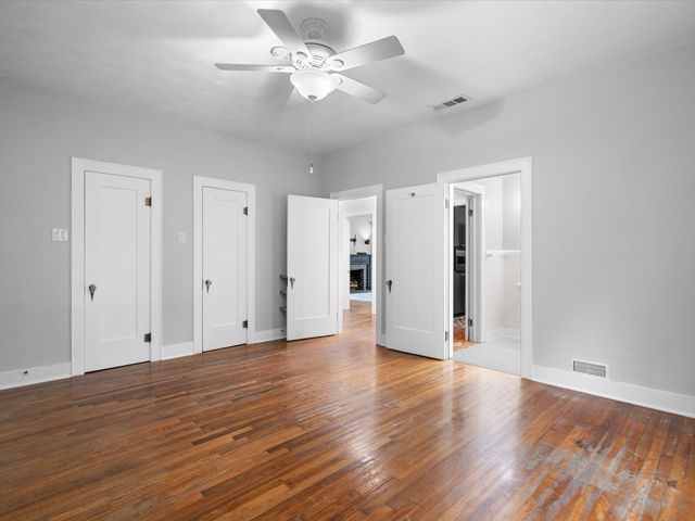 605 W Crockett Street, Ennis, TX 75119