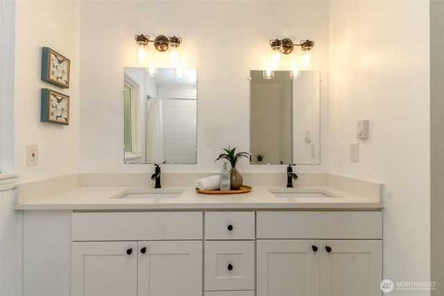 955 California Avenue SE, Port Orchard, WA 98366