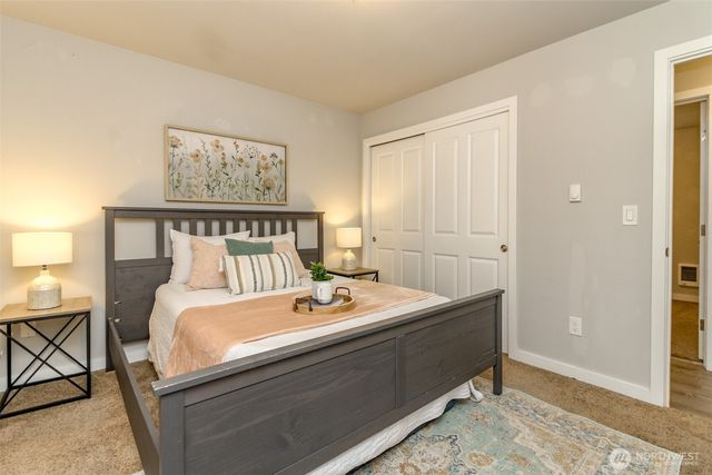 955 California Avenue SE, Port Orchard, WA 98366