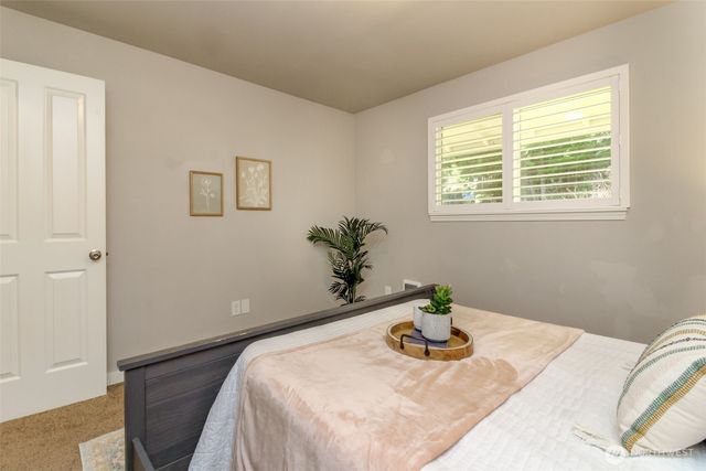 955 California Avenue SE, Port Orchard, WA 98366