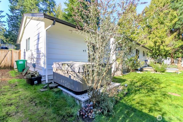 955 California Avenue SE, Port Orchard, WA 98366