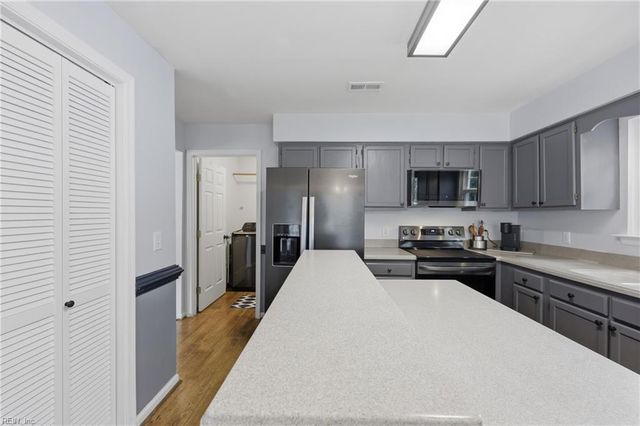 15094 Larkspur CT, Carrollton, VA 23314