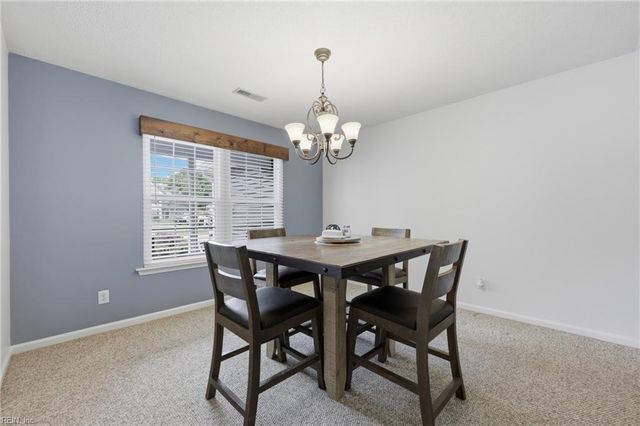 15094 Larkspur CT, Carrollton, VA 23314