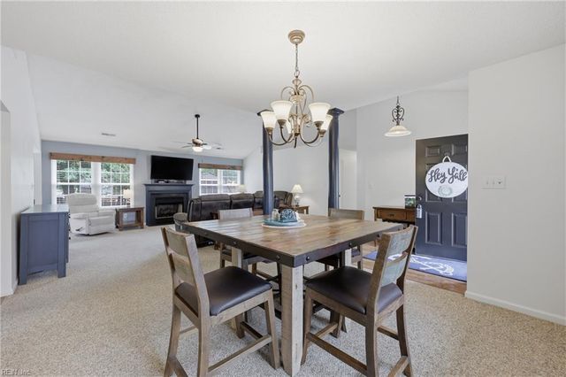 15094 Larkspur CT, Carrollton, VA 23314
