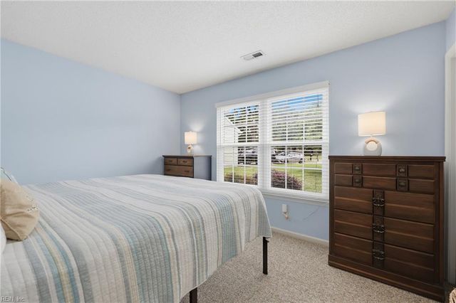 15094 Larkspur CT, Carrollton, VA 23314