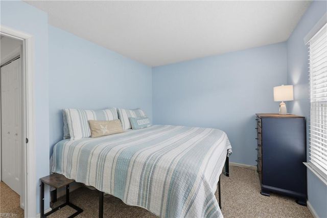 15094 Larkspur CT, Carrollton, VA 23314