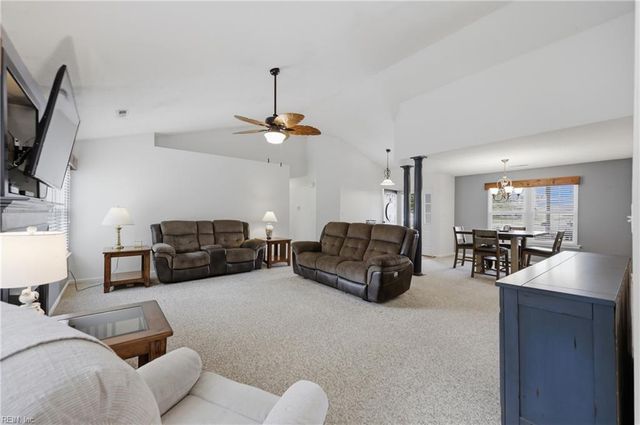 15094 Larkspur CT, Carrollton, VA 23314