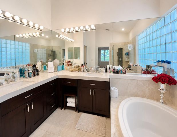 13658 Kiltie Court, Delray Beach, FL 33446