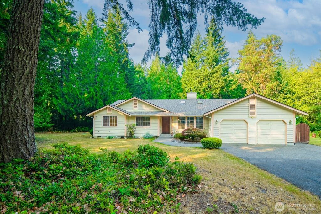 4914 Grand Fir Lane NW, Olympia, WA 98502