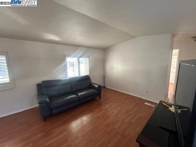 10 Lighthouse Lane, Daly City, CA 94014