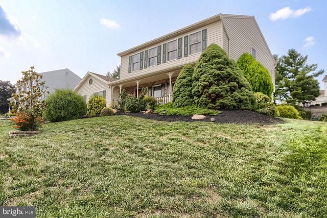 888 SUNNY HILL LN, Harrisburg, PA 17111