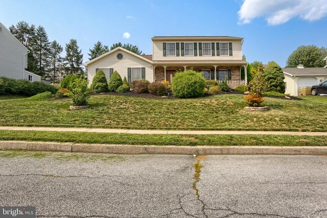 888 SUNNY HILL LN, Harrisburg, PA 17111