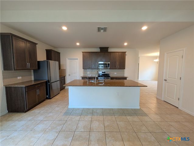 2241 Windswept Way, New Braunfels, TX 78132