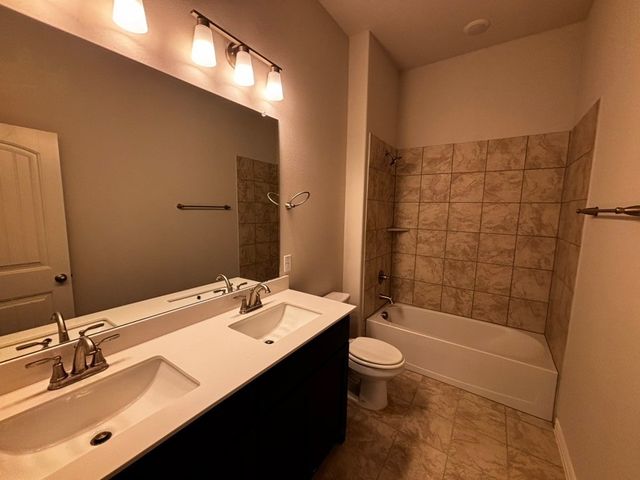 132 Hillview Trail, Decatur, TX 76234