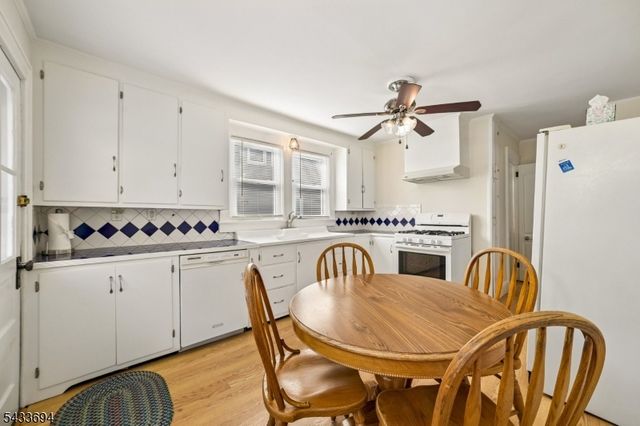 16 Fairchild Ave, Morris Twp., NJ 07950
