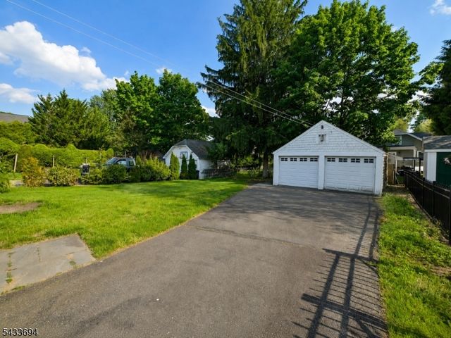 16 Fairchild Ave, Morris Twp., NJ 07950