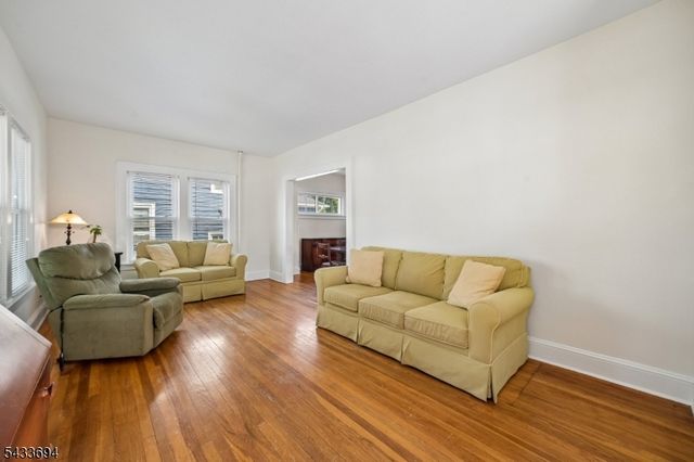 16 Fairchild Ave, Morris Twp., NJ 07950