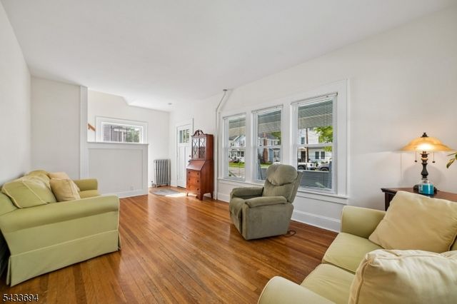 16 Fairchild Ave, Morris Twp., NJ 07950