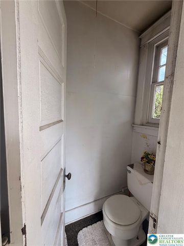 2130 West Tilghman Street, Allentown City, PA 18104