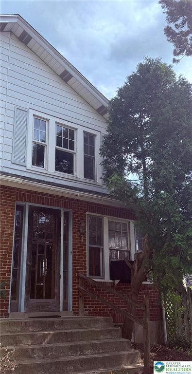 2130 West Tilghman Street, Allentown City, PA 18104