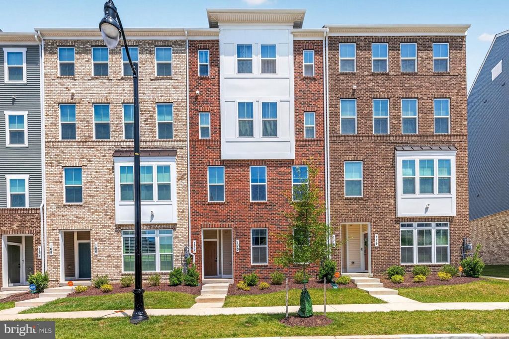 170 LAWNDALE DR, Bowie, MD 20716