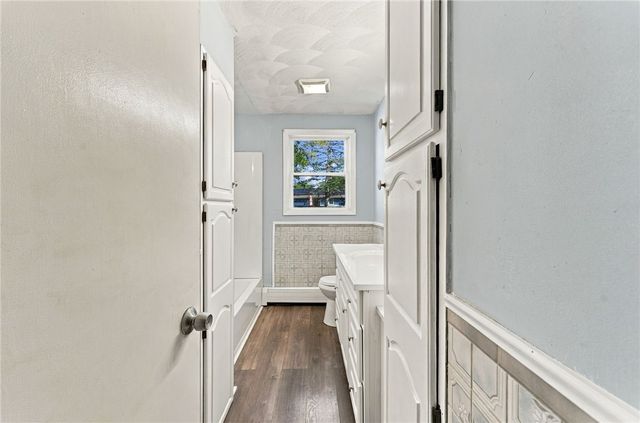 45 Dupont Circle, North Kingstown, RI 02852