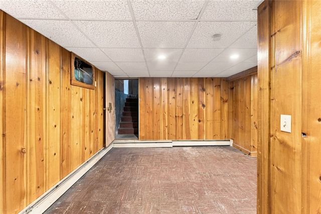 45 Dupont Circle, North Kingstown, RI 02852