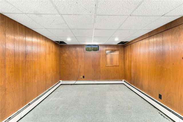 45 Dupont Circle, North Kingstown, RI 02852
