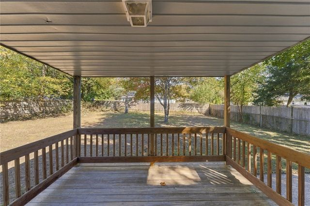 45 Dupont Circle, North Kingstown, RI 02852