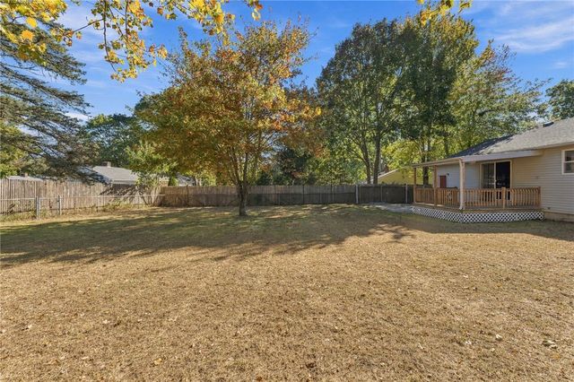 45 Dupont Circle, North Kingstown, RI 02852