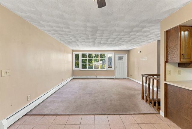 45 Dupont Circle, North Kingstown, RI 02852