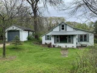 N76W28065 Center Oak ROAD, Hartland, WI 53029