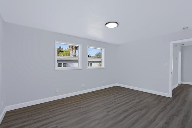 2941 clay St, Sacramento, CA 95815
