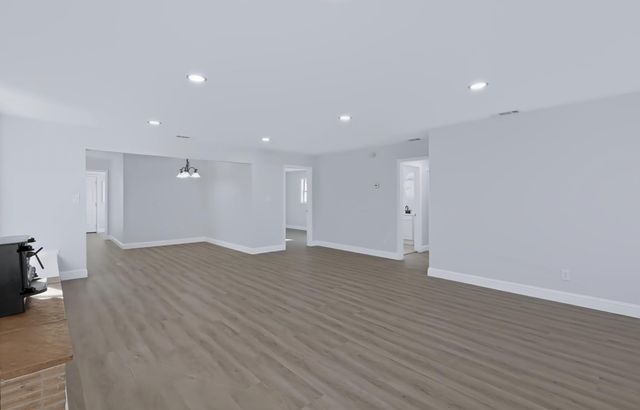 2941 clay St, Sacramento, CA 95815