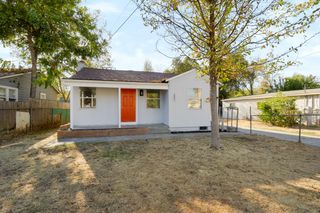 2941 clay St, Sacramento, CA 95815