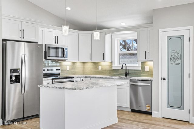 1134 Rider Ave, Knoxville, TN 37917