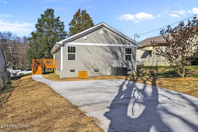 1134 Rider Ave, Knoxville, TN 37917